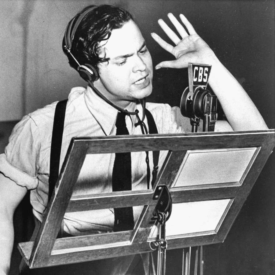 New Book Reveals Widespread National Panic from Orson Welles' 'War of the Worlds' Broadcast